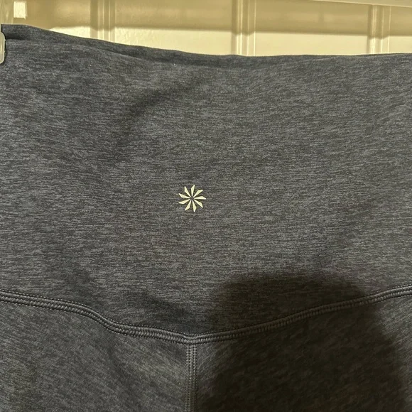 Athleta SALUTATION STASH POCKET SOFTLUXE TIGHT size 3x - Picture 7 of 8